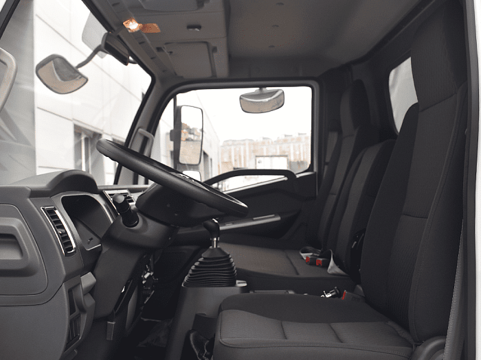 Тентованный фургон DongFeng Z55L